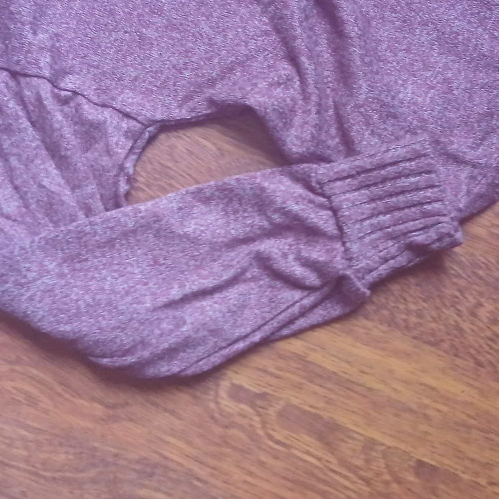 George Raspberry HoodedTop - Picture 3 of 7